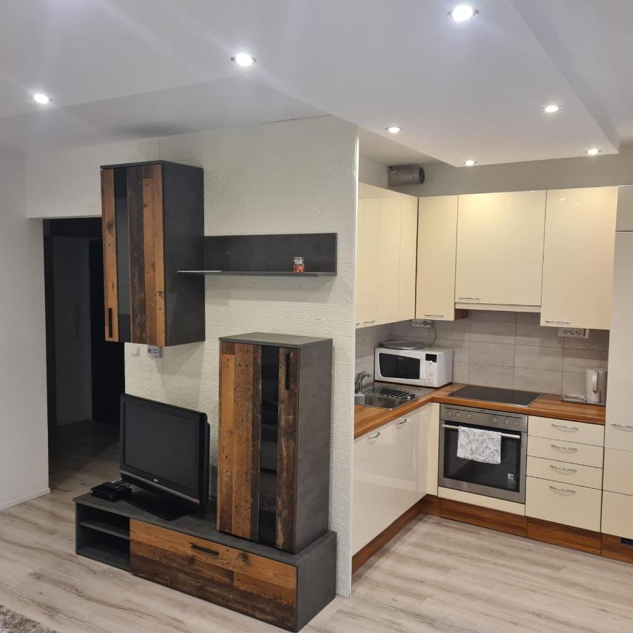 Verebes Apartman Yanıkkale Dış mekan fotoğraf